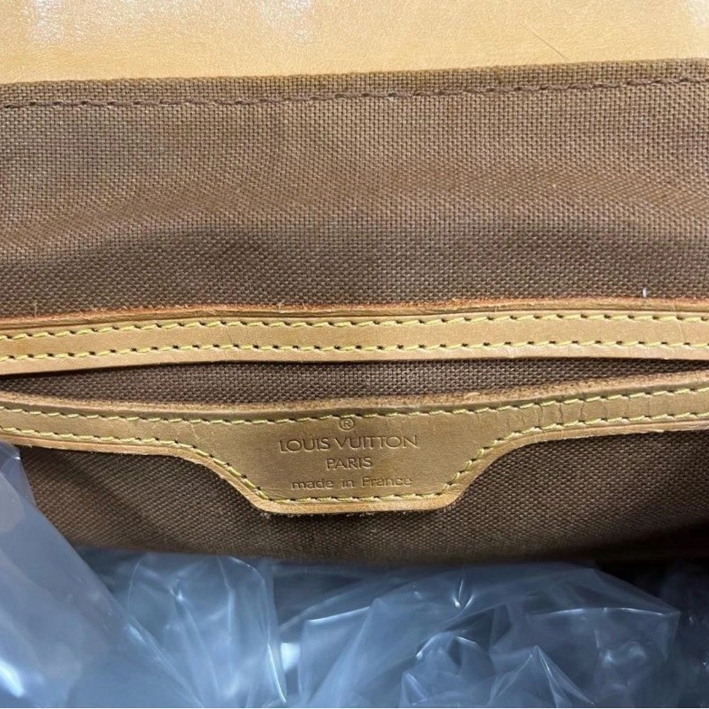 Louis Vuitton Limited Edition Soho Backpack - Picture 4 of 14